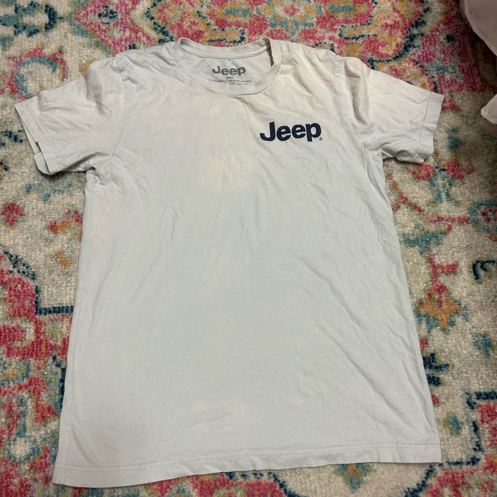 Graphic tee